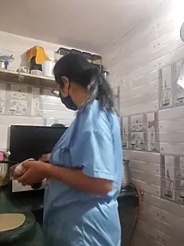 Snapshot of meenu_bhabhi547 chatting on November 2025 04:40:02 PM meenu bhabhi547 online show from November 2025 04:40:02 PM