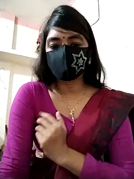 Snapshot of Puja-Rane chatting on October 2025 05:13:02 PM Puja-Rane online show from October 2025 05:13:02 PM