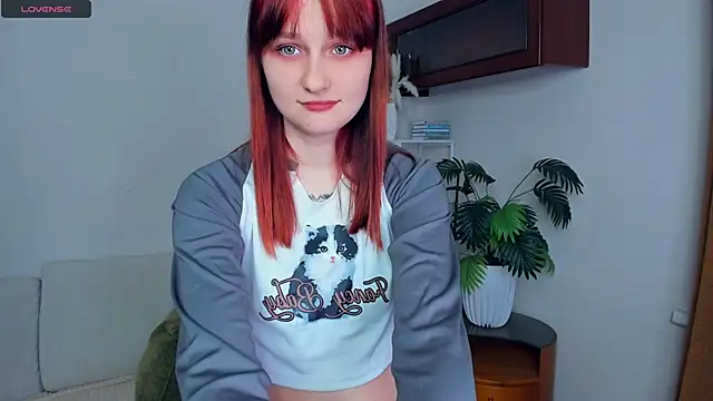 KatyKufel online show from November 2025 06:45:01 PM