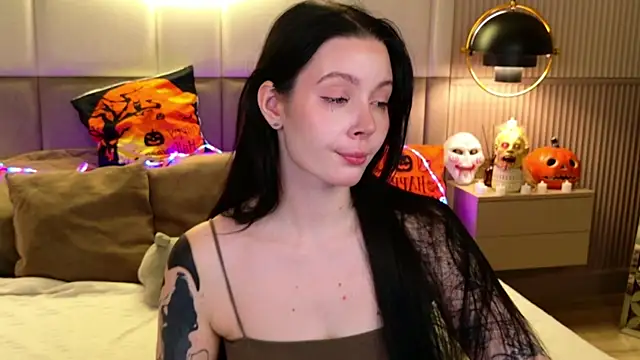 Goldy Stark online show from October 2025 08:38:01 PM