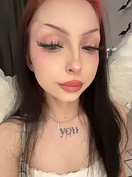 Snapshot of Lina_Thornton_ chatting on October 2025 10:55:01 PM Lina Thornton online show from October 2025 10:55:01 PM