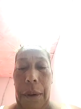 Naomi-Mature online show from October 2025 08:48:01 AM