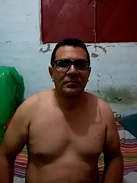 Snapshot of voyerista50 chatting on October 2025 06:00:01 AM voyerista50 online show from October 2025 06:00:01 AM