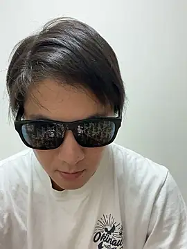 erokami36 online show from September 2025 02:39:02 PM