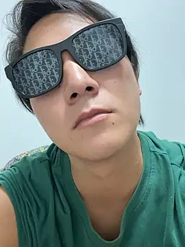 erokami36 online show from September 2025 01:23:02 PM