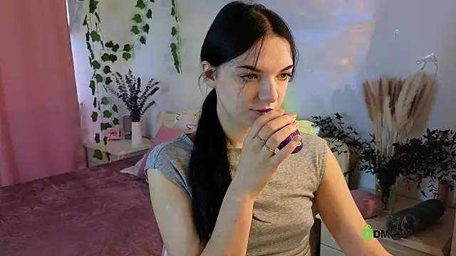 Hey Caroline online show from September 2025 03:14:01 PM