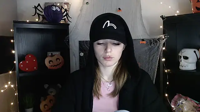 JuiceLips   online show from November 2025 09:11:01 AM