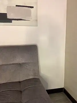 KloePink  online show from October 2025 01:52:01 PM