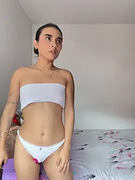 Snapshot of Zafira_Montiel chatting on November 2025 07:24:01 PM Zafira Montiel online show from November 2025 07:24:01 PM