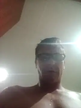 Snapshot of Rudie1 chatting on September 2025 04:17:01 PM Rudie1 online show from September 2025 04:17:01 PM