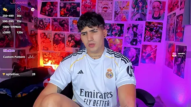 Snapshot of Saturn_boy chatting on November 2025 05:09:01 AM Saturn boy online show from November 2025 05:09:01 AM