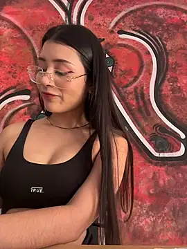 CatadeLuca online show from November 2025 07:45:02 PM