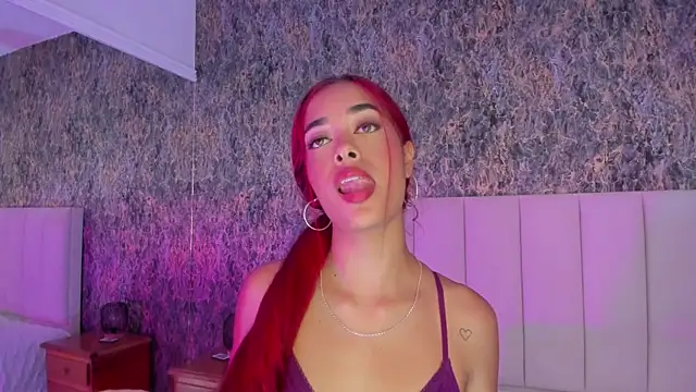 Snapshot of AlannaBlakes chatting on October 2025 11:52:02 AM AlannaBlakes online show from October 2025 11:52:02 AM