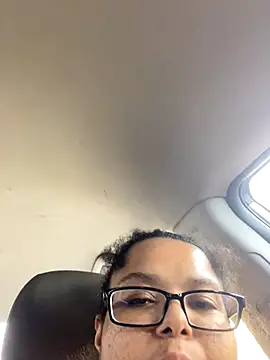 wishuhope4 online show from October 2025 05:00:01 PM