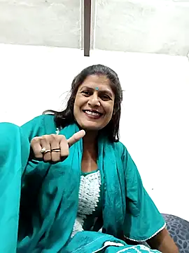 dezzy 24 online show from November 2025 05:36:02 PM