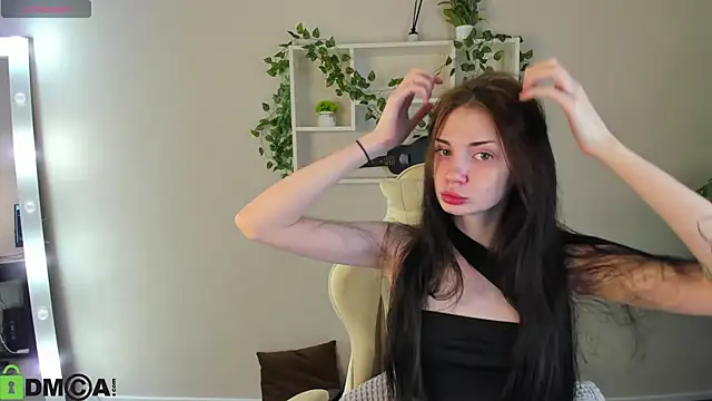 Jennie Hunter online show from November 2025 09:19:01 AM