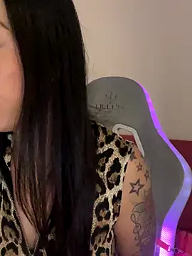 AriaValentina online show from November 2025 11:15:01 PM