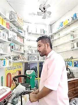 Snapshot of avi007p chatting on October 2025 06:45:01 AM avi007p online show from October 2025 06:45:01 AM