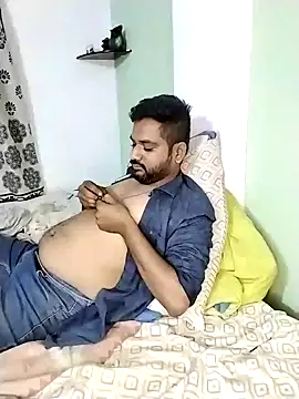 Snapshot of avi007p chatting on October 2025 11:38:02 PM avi007p online show from October 2025 11:38:02 PM