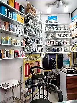 Snapshot of avi007p chatting on November 2025 09:52:02 AM avi007p online show from November 2025 09:52:02 AM