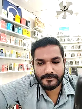 Snapshot of avi007p chatting on November 2025 11:21:02 AM avi007p online show from November 2025 11:21:02 AM