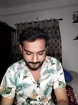 avi007p online show from November 2025 07:19:02 PM