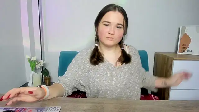 Snapshot of IsabellCharm chatting on October 2025 01:03:02 PM IsabellCharm online show from October 2025 01:03:02 PM