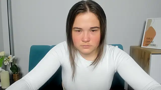 Snapshot of IsabellCharm chatting on October 2025 03:34:04 PM IsabellCharm online show from October 2025 03:34:04 PM
