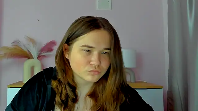 Snapshot of IsabellCharm chatting on October 2025 03:35:02 PM IsabellCharm online show from October 2025 03:35:02 PM