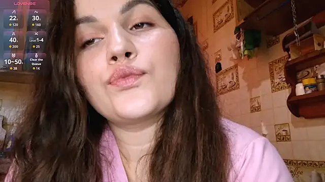 Snapshot of DierdreCousineau chatting on October 2025 11:07:02 AM DierdreCousineau online show from October 2025 11:07:02 AM