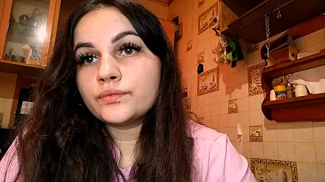 Snapshot of DierdreCousineau chatting on November 2025 10:04:02 AM DierdreCousineau online show from November 2025 10:04:02 AM