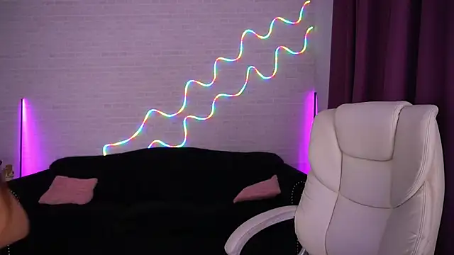 Snapshot of AnnaPearl chatting on November 2025 02:32:01 AM AnnaPearl online show from November 2025 02:32:01 AM