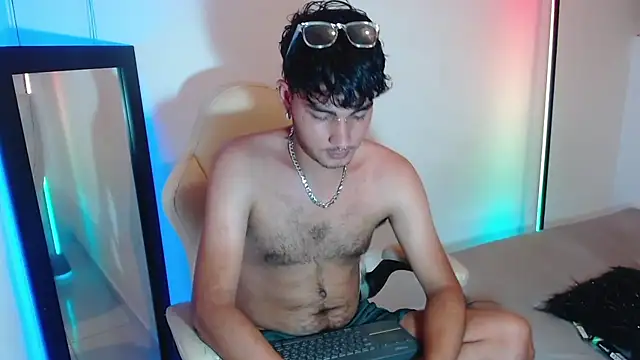 Valentin peach online show from September 2025 10:45:01 PM