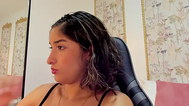 monserrat blanco online show from September 2025 02:59:02 AM