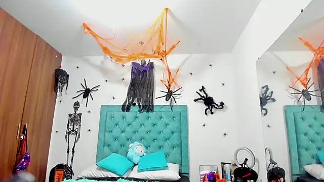 Snapshot of Rihanna_hotx chatting on October 2025 04:56:02 AM Rihanna hotx online show from October 2025 04:56:02 AM