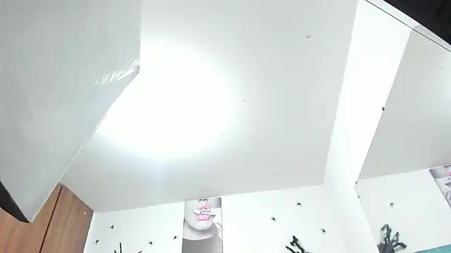 Snapshot of Rihanna_hotx chatting on November 2025 03:06:02 AM Rihanna hotx online show from November 2025 03:06:02 AM