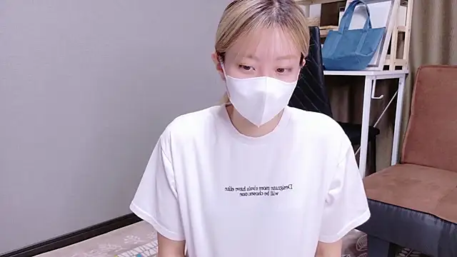 Snapshot of Nana__ch chatting on October 2025 05:15:02 AM Nana ch online show from October 2025 05:15:02 AM