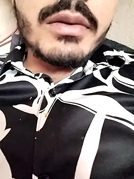 Hotyy subhu online show from October 2025 03:00:02 PM