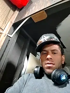 Snapshot of tukica56 chatting on November 2025 03:47:02 PM tukica56 online show from November 2025 03:47:02 PM