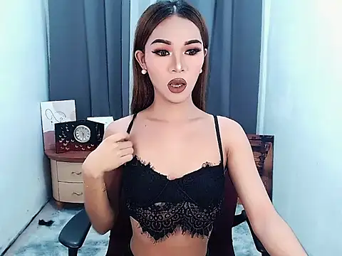 aelinhot online show from September 2025 06:52:01 PM