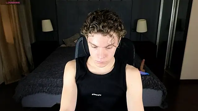 DYLAN  WILSON online show from September 2025 10:37:02 AM