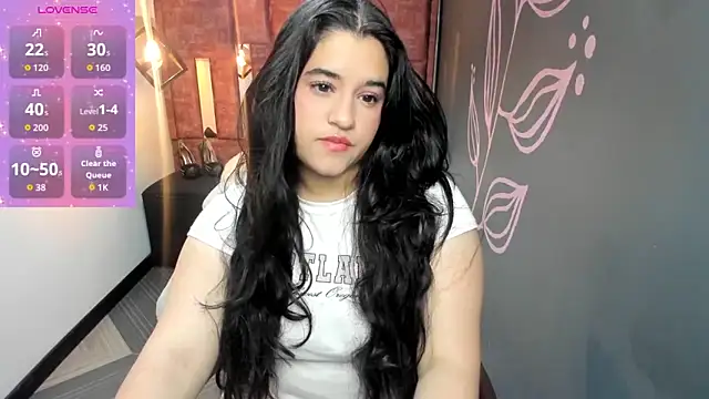 Emily  Fox   online show from September 2025 07:35:01 PM