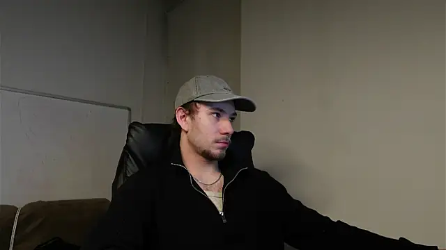 Snapshot of Ethan_Fyre chatting on November 2025 09:59:02 PM Ethan Fyre online show from November 2025 09:59:02 PM