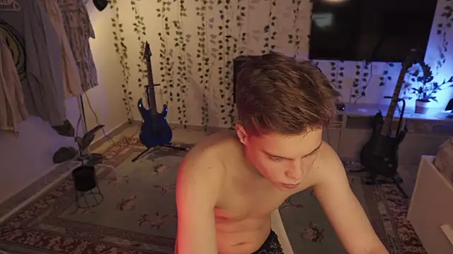 RusBradPitt online show from September 2025 11:14:01 AM