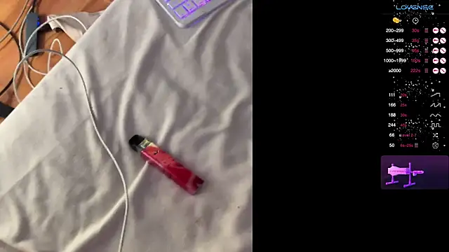 Snapshot of jennifersboooty chatting on October 2025 09:10:01 AM jennifersboooty online show from October 2025 09:10:01 AM