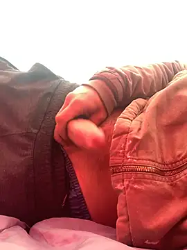 Snapshot of Allinside666 chatting on November 2025 04:32:02 PM Allinside666 online show from November 2025 04:32:02 PM