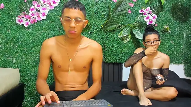 MielAndLeo online show from September 2025 06:07:01 AM