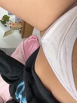 Snapshot of sabrina_rosee chatting on October 2025 01:25:01 PM sabrina rosee online show from October 2025 01:25:01 PM