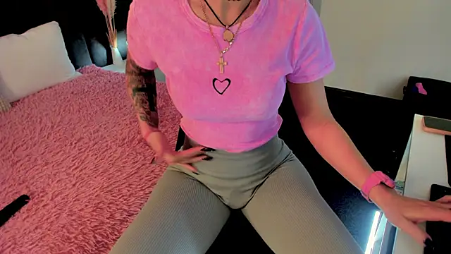 Snapshot of Kira_Key chatting on September 2025 01:41:02 AM Kira Key online show from September 2025 01:41:02 AM