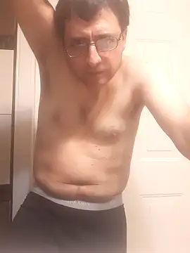 Snapshot of Gearsuit chatting on September 2025 12:49:01 AM Gearsuit online show from September 2025 12:49:01 AM